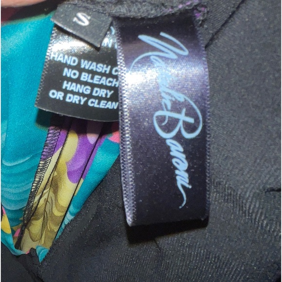 2 piece pants and Wrap Around Top. Size Small - Picture 5 of 9